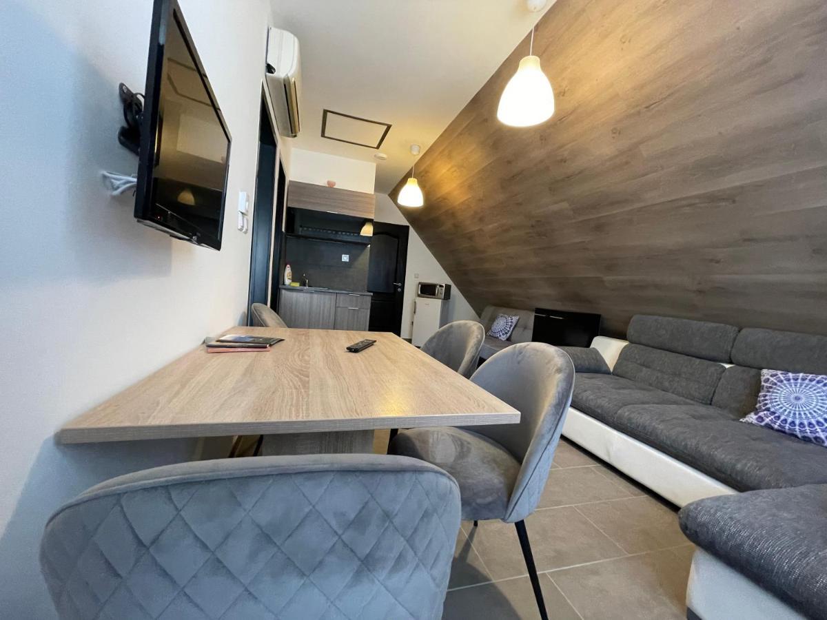 New Beachapartman Siofok Ngoại thất bức ảnh